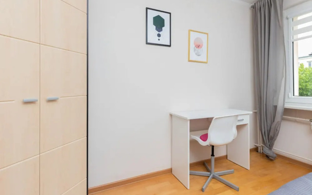 Cozy Apartament Redłowo by Renters