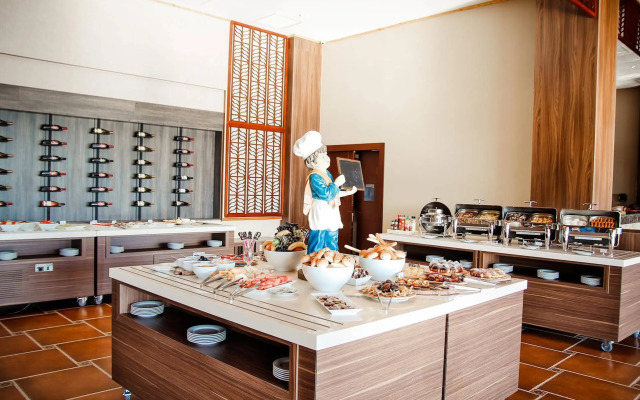 Pratap's Signature Hotel-Resort&Spa