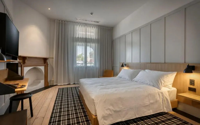Shamrock Hotel