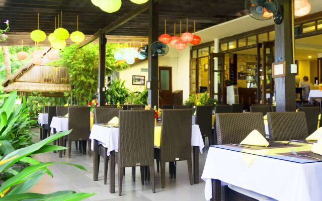 Vinh Hung Riverside Resort & Spa