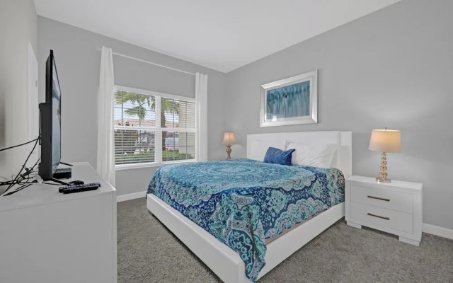 Luxury Davenport Home Perfect Family