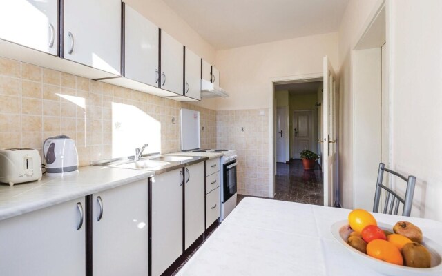Awesome Apartment in Lovran With 2 Bedrooms and Wifi