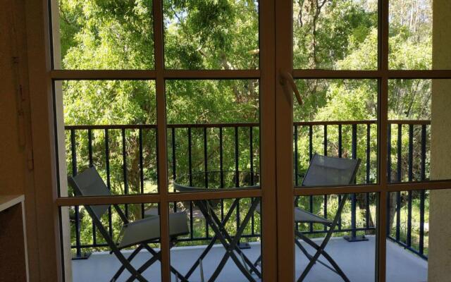 Bonvallet - Studio paisible et chaleureux avec balcon