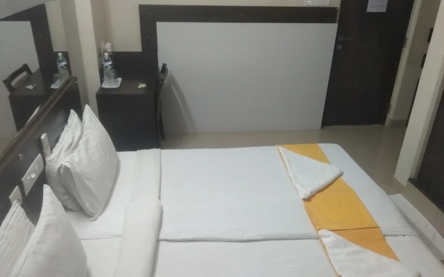 Peanut Hotel by JK Rooms