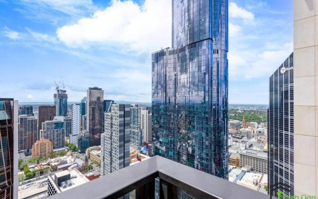 Pleasant Terrace 3BR 2BA WIFI City view