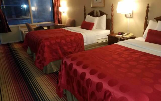 Ramada Perry Near Fairgrounds