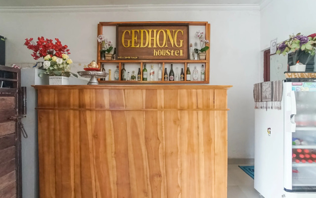 Gedhong Hostel
