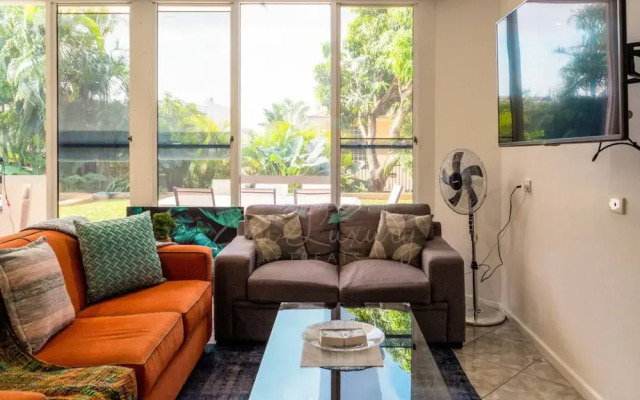 Zenhouse Retreat 5BR Homey Haven Pool Office