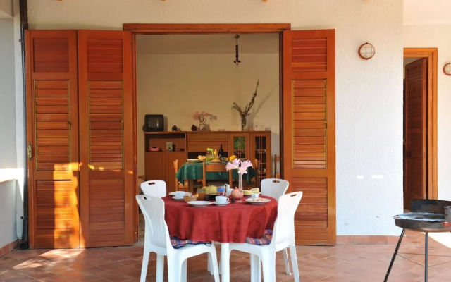 Belvilla by OYO Casa Blu