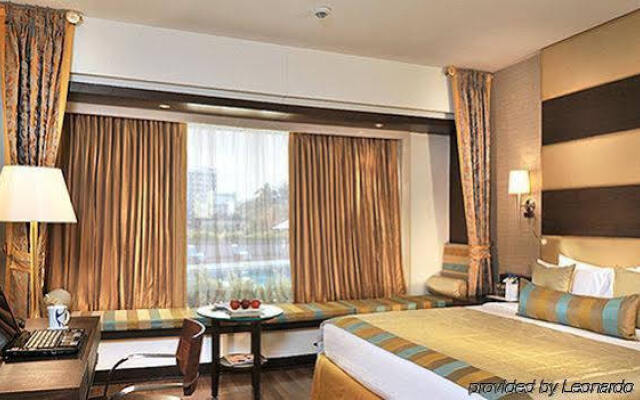 Goroomgo Amit Guest House Tagore Park