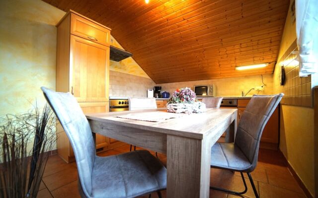 Ferienwohnung im Wald mit Kamin