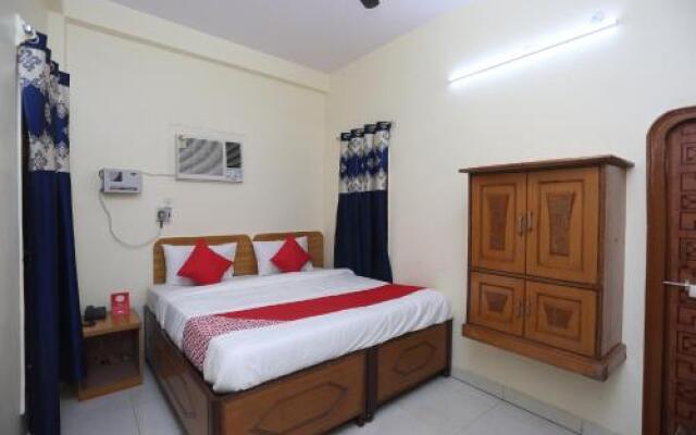 OYO 23577 Hotel Awadh