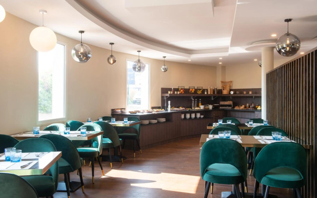 Golden Tulip Dieppe
