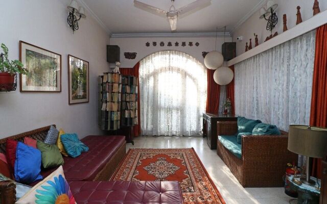 OYO 37683 Second Home