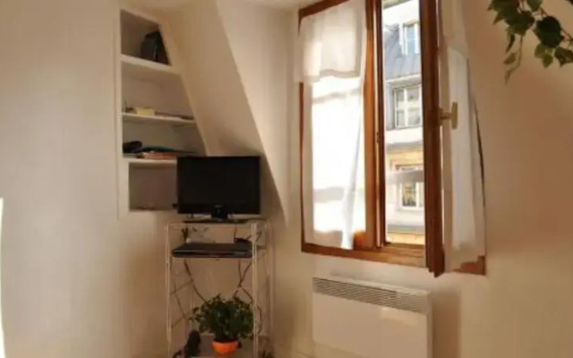 Studio rue de Montmartre