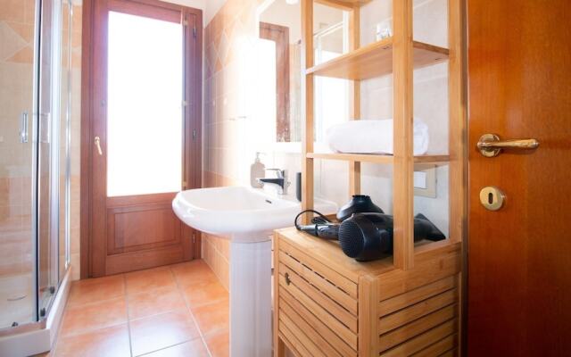 Su Pasiu in Cabras With 1 Bedrooms and 1 Bathrooms