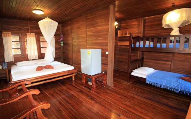 Nice 'n Easy House