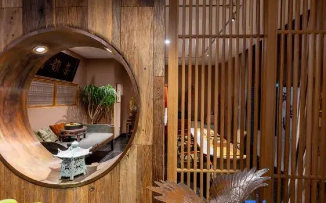 Sheyi Tea Culture Boutique Hotel (Hohhot Dazhaosi Branch)