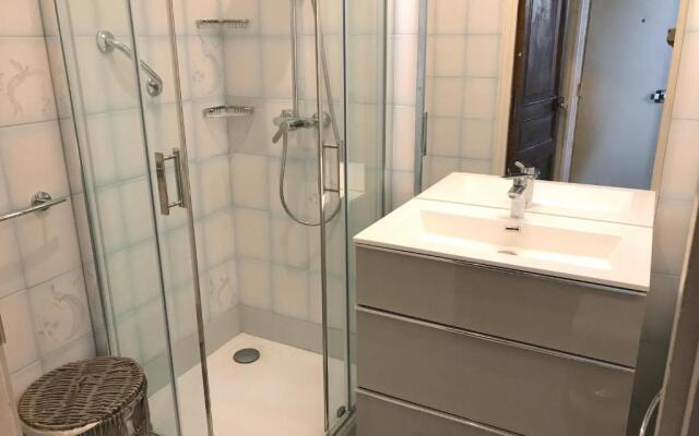 Comfortable One Bedroom Apartment Suquet 93A