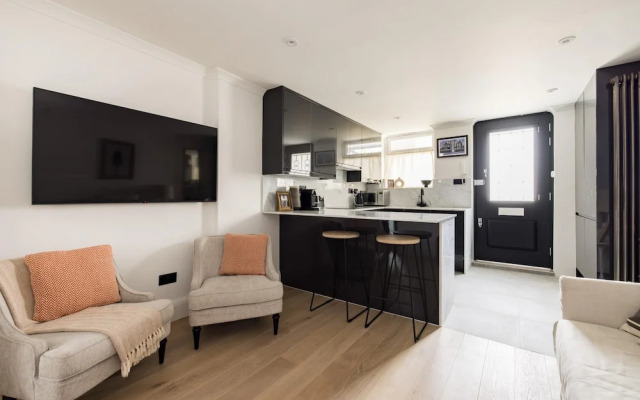 The Fulham Broadway Apartment