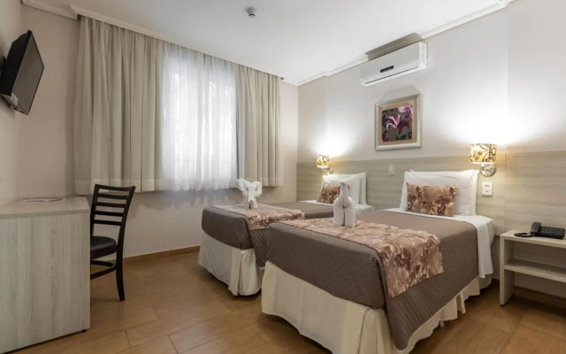 Tarobá Hotel