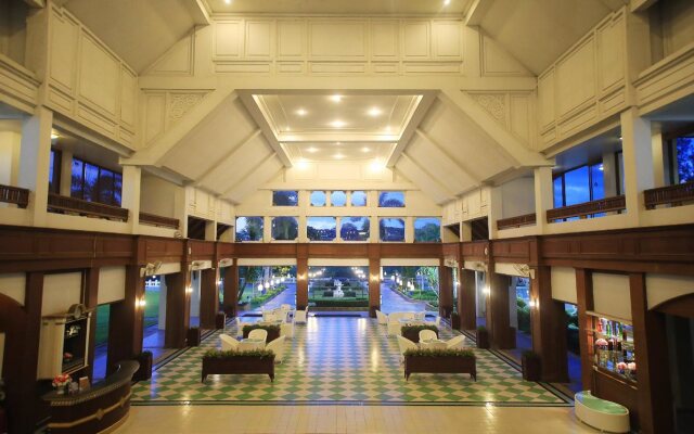 Wiang Indra Riverside Resort