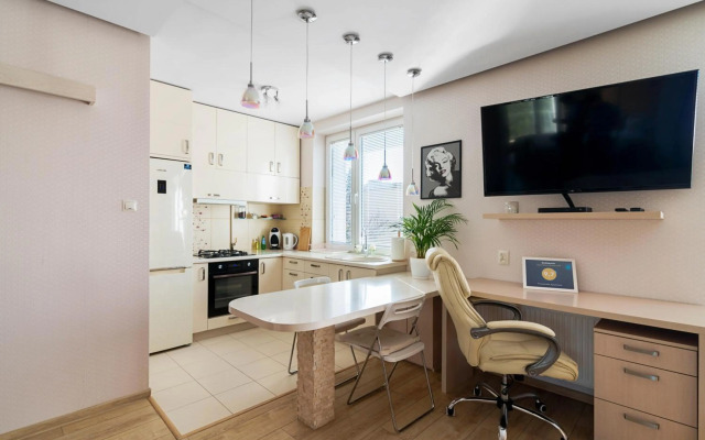 Royal Garden Apartment