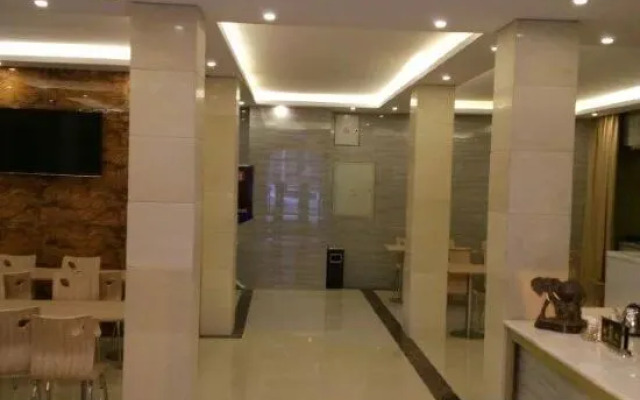 Ivory Mountain Holiday Inn