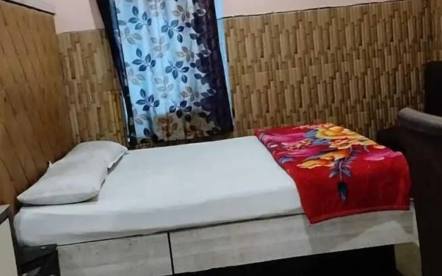 Hotel Raj