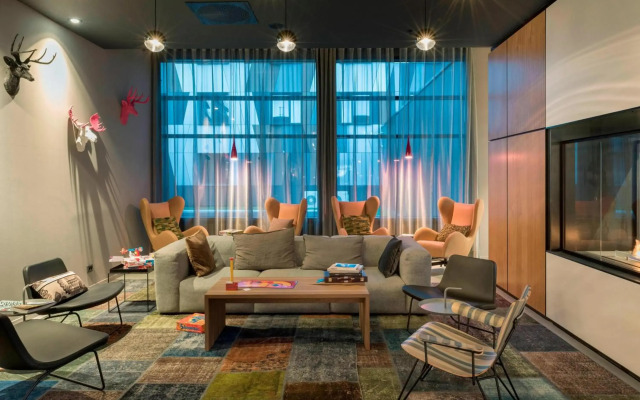 X Hotel