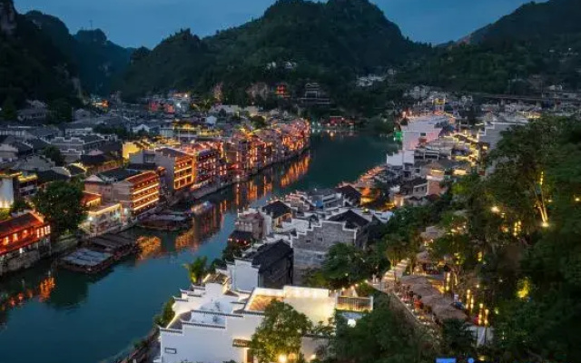 Zhenyuan Jiangshanju · Jiangshang Chunshan Scenic Homestay