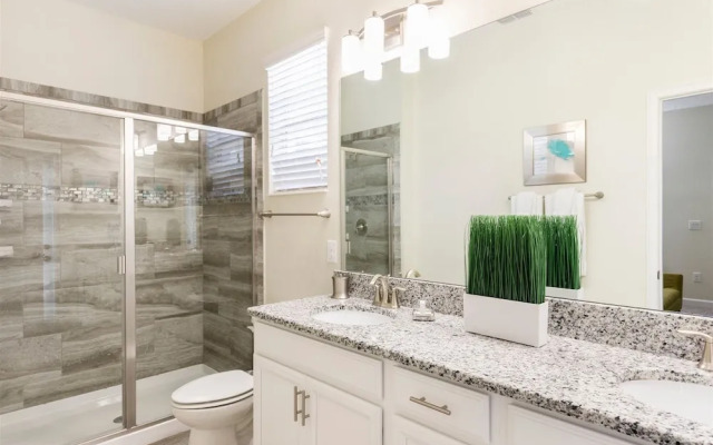 5BR 5BA ChampionsGate Pool Home