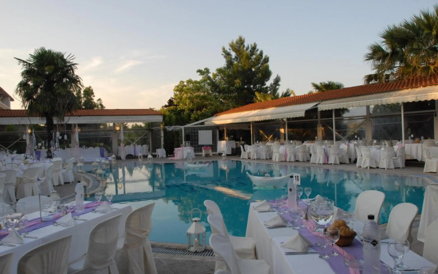 Four Seasons Hotel