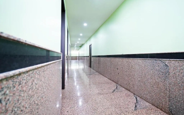 Hotel Chinar by OYO Rooms
