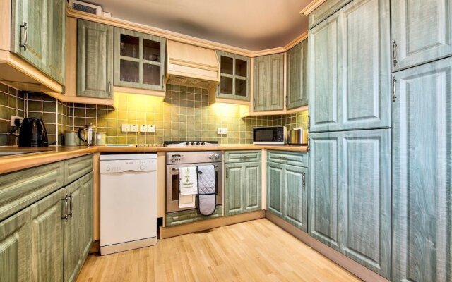 Cozy and Rustic 3bed/2bath Stockbridge Apartment With Free Parking