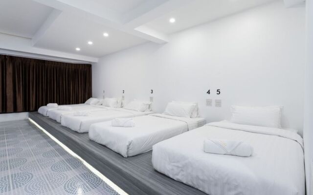 Chedee Hostel Chiang Mai