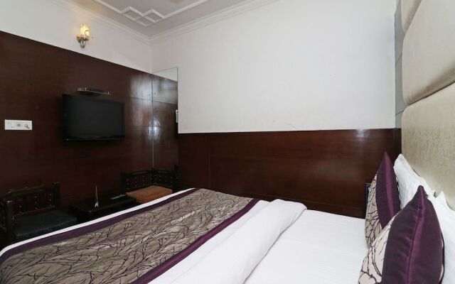 OYO 12982 Hotel Oris International