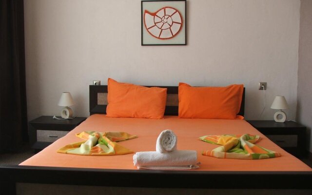 Guest House Compass