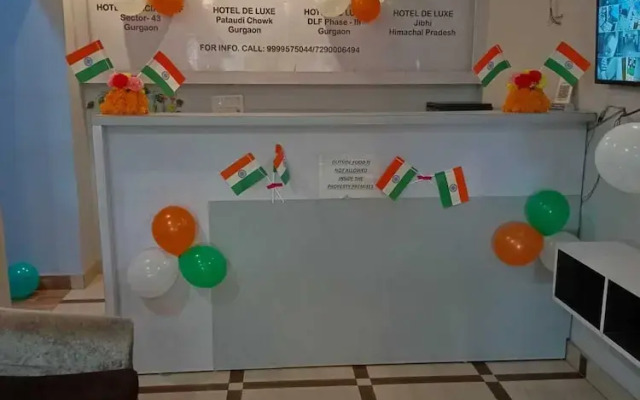 Saavi Hotel Sector 10