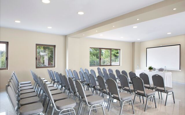 Ajul Luxury Hotel & Spa Resort, a Registry Collection Hotel