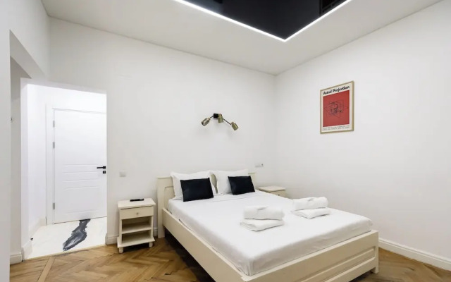 Bucharest Studios Hollywood Room