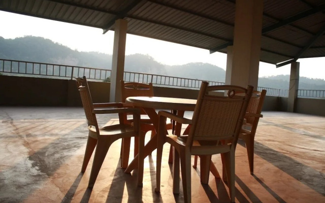 The Dukes Den Resort