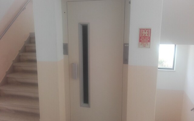 Roomy 1-bed Apartment in Albufeira Center