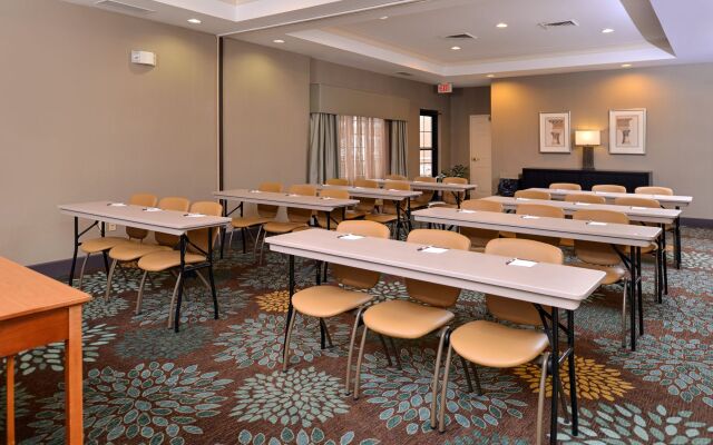 Staybridge Suites O'Fallon Chesterfield by IHG