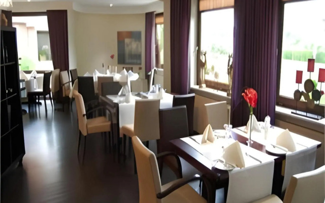 Schröder Hotel and Restaurant