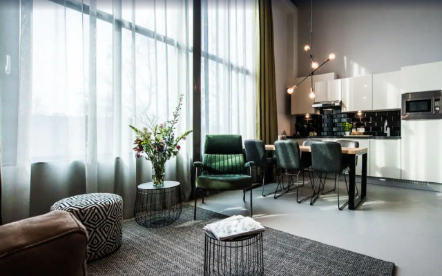 YAYS Amsterdam East by Numa