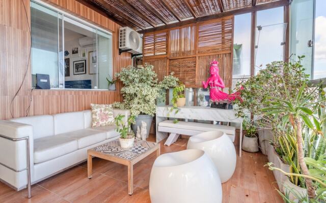 RV04 - Quarto e Sala Vista Mar