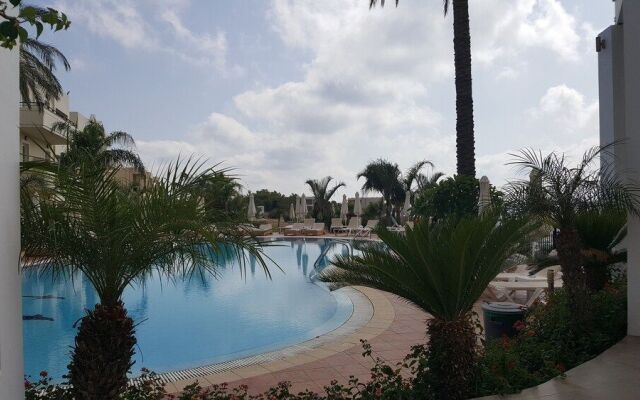 Pefkos Blue Hotel
