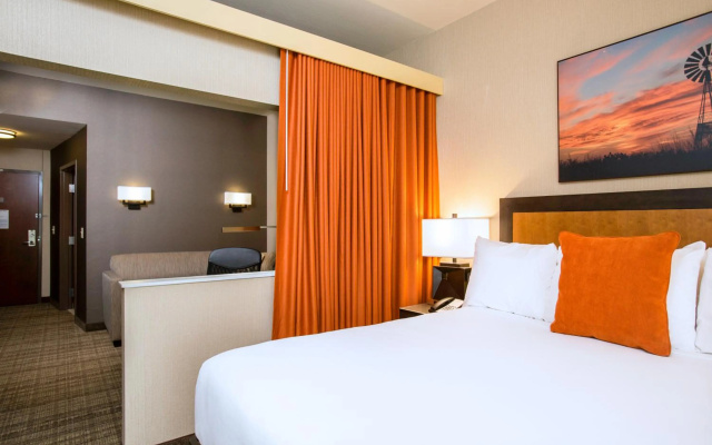 Cambria Hotel Plano Frisco