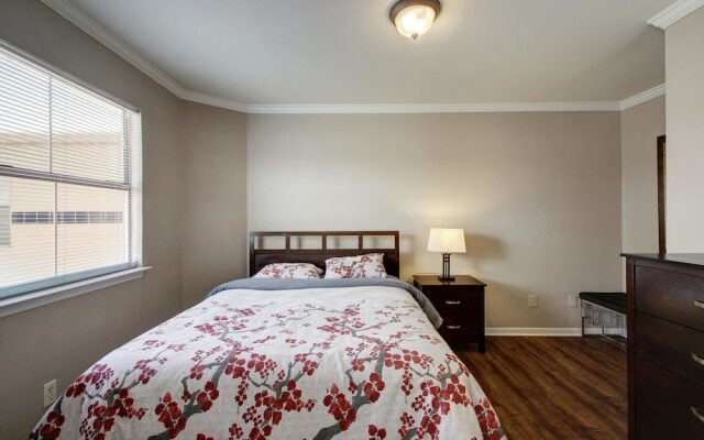 AustinStays 2 Bedroom Downtown Suite
